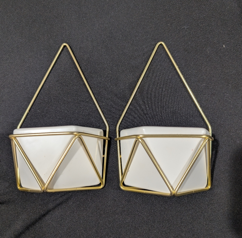 2 Pack White Wall Succulent Planters